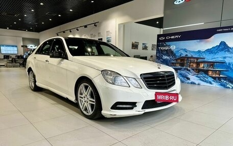 Mercedes-Benz E-Класс, 2012 год, 1 249 000 рублей, 3 фотография