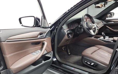 BMW 5 серия, 2021 год, 3 100 000 рублей, 5 фотография