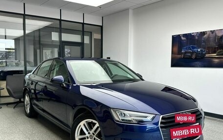 Audi A4, 2019 год, 2 400 000 рублей, 3 фотография