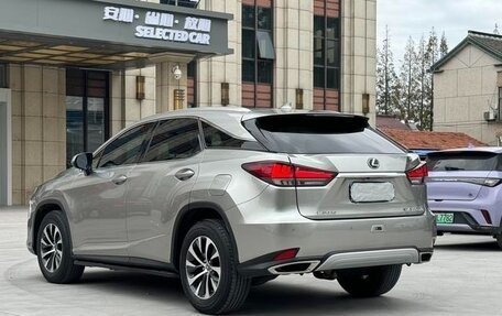 Lexus RX IV рестайлинг, 2022 год, 4 164 000 рублей, 5 фотография