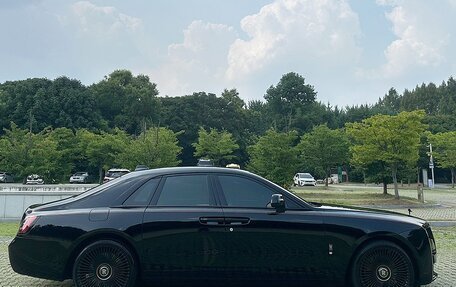 Rolls-Royce Ghost Series II рестайлинг, 2022 год, 28 500 000 рублей, 2 фотография