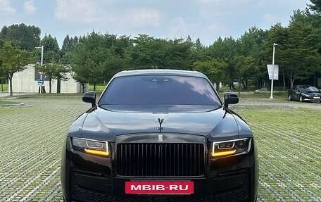 Rolls-Royce Ghost Series II рестайлинг, 2022 год, 28 500 000 рублей, 3 фотография