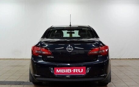 Opel Astra J, 2014 год, 940 000 рублей, 5 фотография