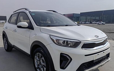 KIA Stonic, 2021 год, 1 200 000 рублей, 4 фотография