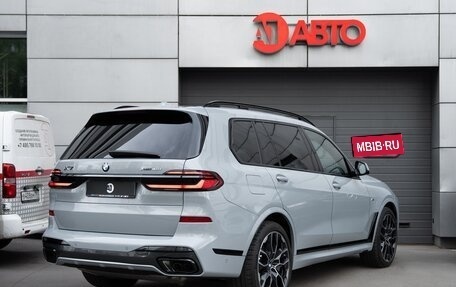 BMW X7, 2024 год, 18 000 000 рублей, 3 фотография