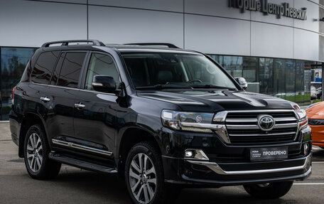 Toyota Land Cruiser 200, 2018 год, 6 349 000 рублей, 5 фотография