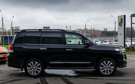 Toyota Land Cruiser 200, 2018 год, 6 349 000 рублей, 6 фотография