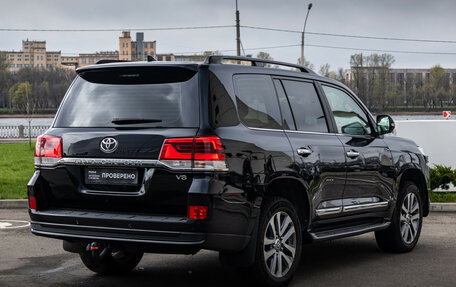 Toyota Land Cruiser 200, 2018 год, 6 349 000 рублей, 7 фотография