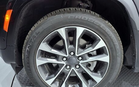 Jeep Grand Cherokee, 2022 год, 8 200 000 рублей, 3 фотография