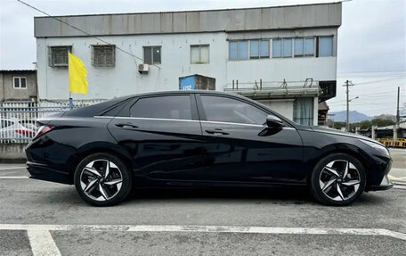 Hyundai Elantra, 2022 год, 1 490 000 рублей, 3 фотография