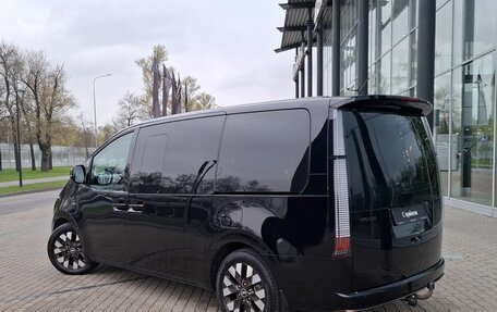 Hyundai Staria, 2022 год, 5 259 500 рублей, 7 фотография