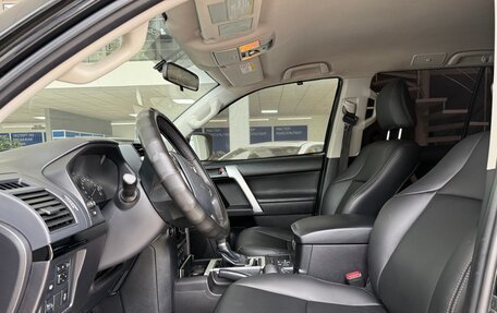Toyota Land Cruiser Prado 150 рестайлинг 2, 2018 год, 3 500 000 рублей, 7 фотография