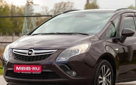 Opel Zafira C рестайлинг, 2012 год, 1 035 000 рублей, 6 фотография
