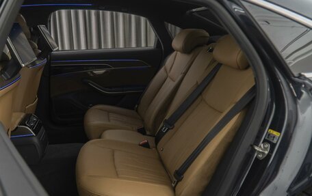 Audi A8, 2018 год, 5 950 000 рублей, 9 фотография