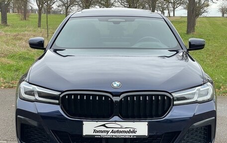 BMW 5 серия, 2022 год, 4 250 000 рублей, 2 фотография