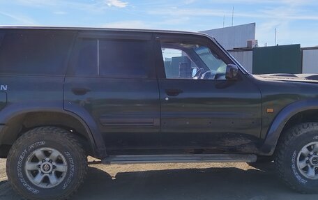 Nissan Patrol, 2000 год, 450 000 рублей, 3 фотография