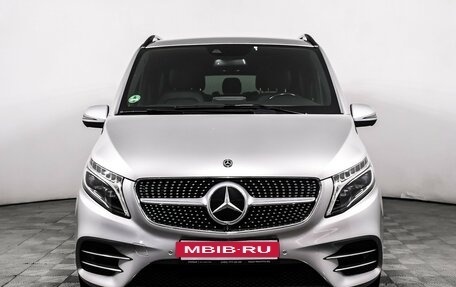 Mercedes-Benz V-Класс, 2019 год, 6 500 000 рублей, 2 фотография