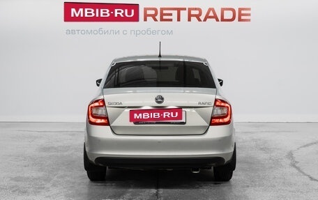 Skoda Rapid I, 2014 год, 903 000 рублей, 6 фотография