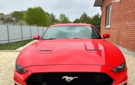 Ford Mustang VI рестайлинг, 2019 год, 3 350 000 рублей, 2 фотография