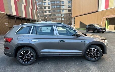 Skoda Kodiaq I, 2023 год, 4 390 000 рублей, 4 фотография