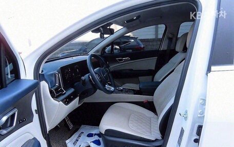 KIA Sportage IV рестайлинг, 2021 год, 2 100 000 рублей, 5 фотография