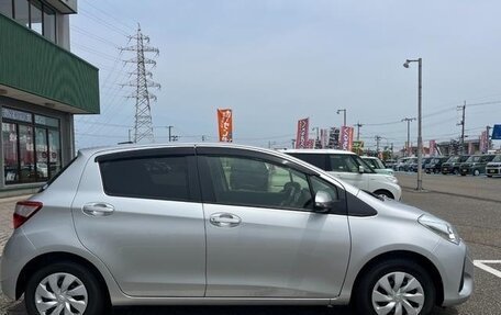 Toyota Vitz, 2019 год, 610 888 рублей, 5 фотография