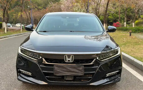 Honda Accord IX рестайлинг, 2021 год, 1 990 000 рублей, 2 фотография