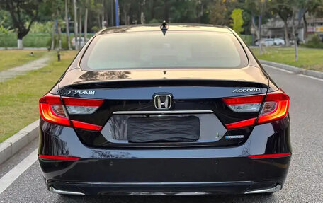Honda Accord IX рестайлинг, 2021 год, 1 990 000 рублей, 3 фотография