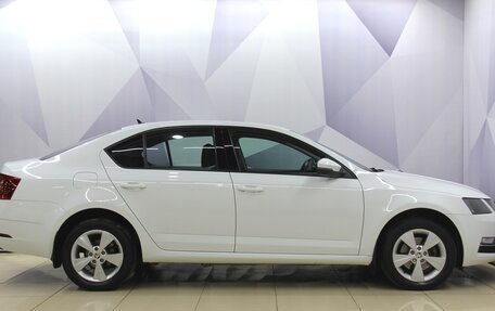 Skoda Octavia, 2017 год, 1 595 000 рублей, 6 фотография