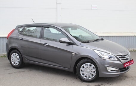 Hyundai Solaris II рестайлинг, 2016 год, 985 000 рублей, 3 фотография