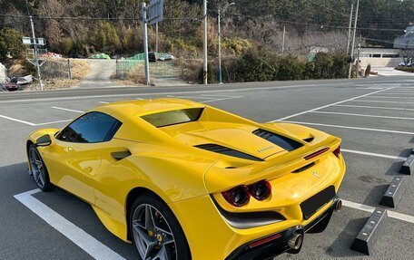 Ferrari F8, 2022 год, 36 000 000 рублей, 4 фотография