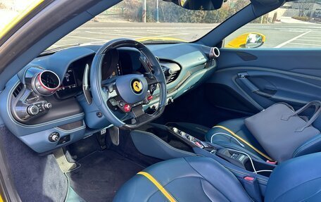 Ferrari F8, 2022 год, 36 000 000 рублей, 6 фотография