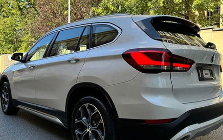BMW X1, 2021 год, 2 300 000 рублей, 4 фотография
