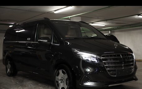 Mercedes-Benz V-Класс, 2024 год, 19 100 000 рублей, 3 фотография