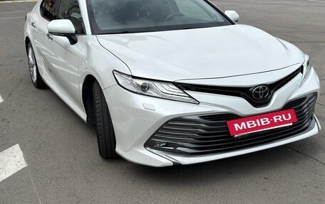 Toyota Camry, 2019 год, 3 300 000 рублей, 3 фотография