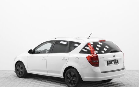 KIA cee'd I рестайлинг, 2010 год, 599 000 рублей, 4 фотография
