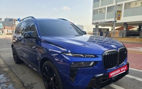 BMW X7, 2022 год, 13 800 000 рублей, 2 фотография