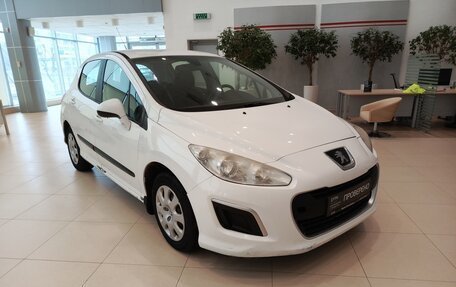 Peugeot 308 II, 2011 год, 354 000 рублей, 3 фотография