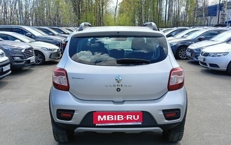 Renault Sandero II рестайлинг, 2019 год, 890 000 рублей, 5 фотография