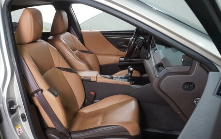 Lexus ES VII, 2019 год, 4 099 000 рублей, 8 фотография