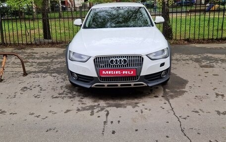 Audi A4 allroad, 2013 год, 1 650 000 рублей, 1 фотография