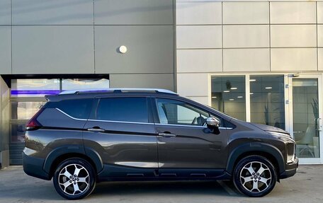 Mitsubishi Xpander, 2022 год, 2 369 000 рублей, 4 фотография