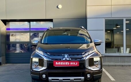Mitsubishi Xpander, 2022 год, 2 369 000 рублей, 2 фотография