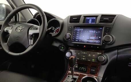 Toyota Highlander III, 2013 год, 1 770 000 рублей, 9 фотография