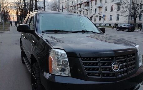 Cadillac Escalade III, 2013 год, 2 650 000 рублей, 3 фотография
