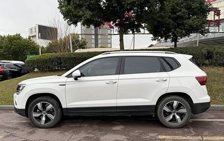 Volkswagen Tharu, 2022 год, 1 680 000 рублей, 3 фотография