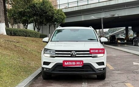 Volkswagen Tharu, 2022 год, 1 680 000 рублей, 2 фотография