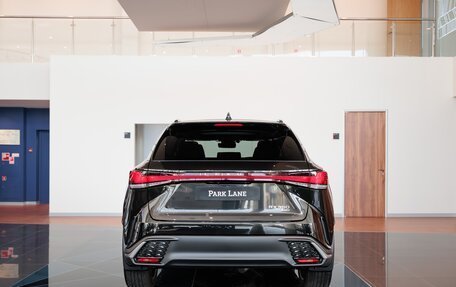 Lexus RX IV рестайлинг, 2024 год, 10 450 000 рублей, 4 фотография
