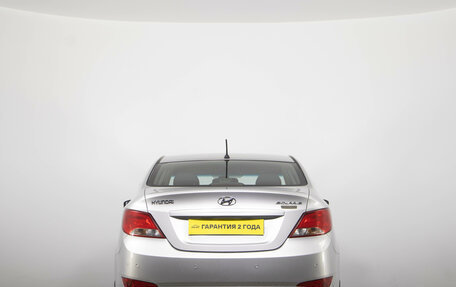 Hyundai Solaris II рестайлинг, 2015 год, 1 229 000 рублей, 4 фотография