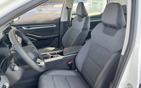 Geely Emgrand, 2024 год, 2 483 990 рублей, 4 фотография